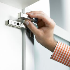 03 - Hinges with spring - CLIP top